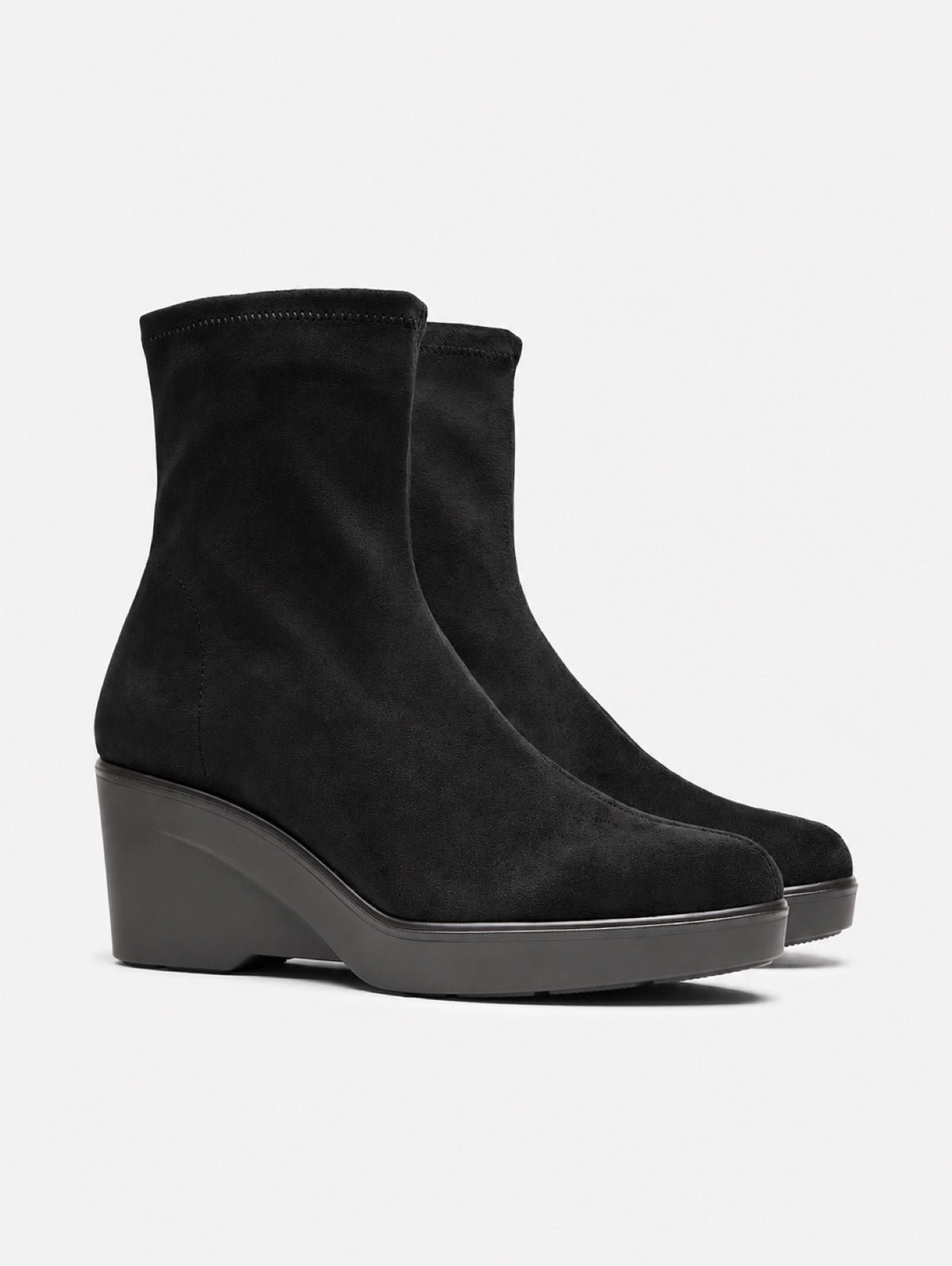 Cushy Cuña Ankle Boot