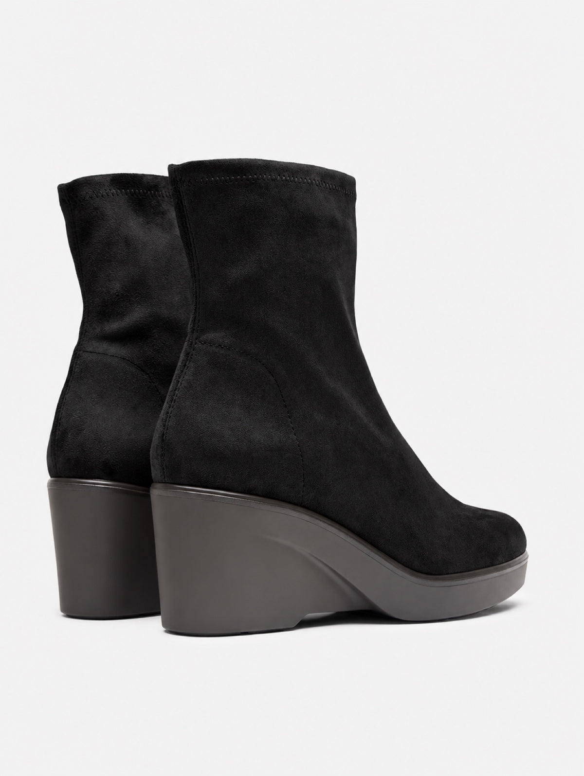 Cushy Cuña Ankle Boot
